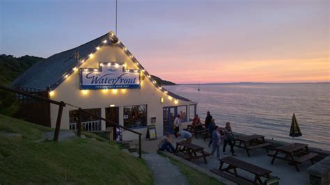 waterfront restaurant isle of wight|the waterfront totland.